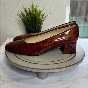 Etienne Aigner Womens Brown Patent Leather Block Heel Pumps Size 8M